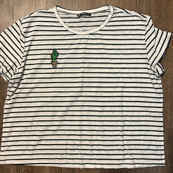 SHEIN Tops - women’s cactus t shirt